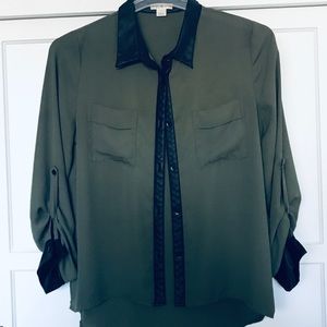 La Vie 89 - sheer Army Green Long Sleeve Blouse